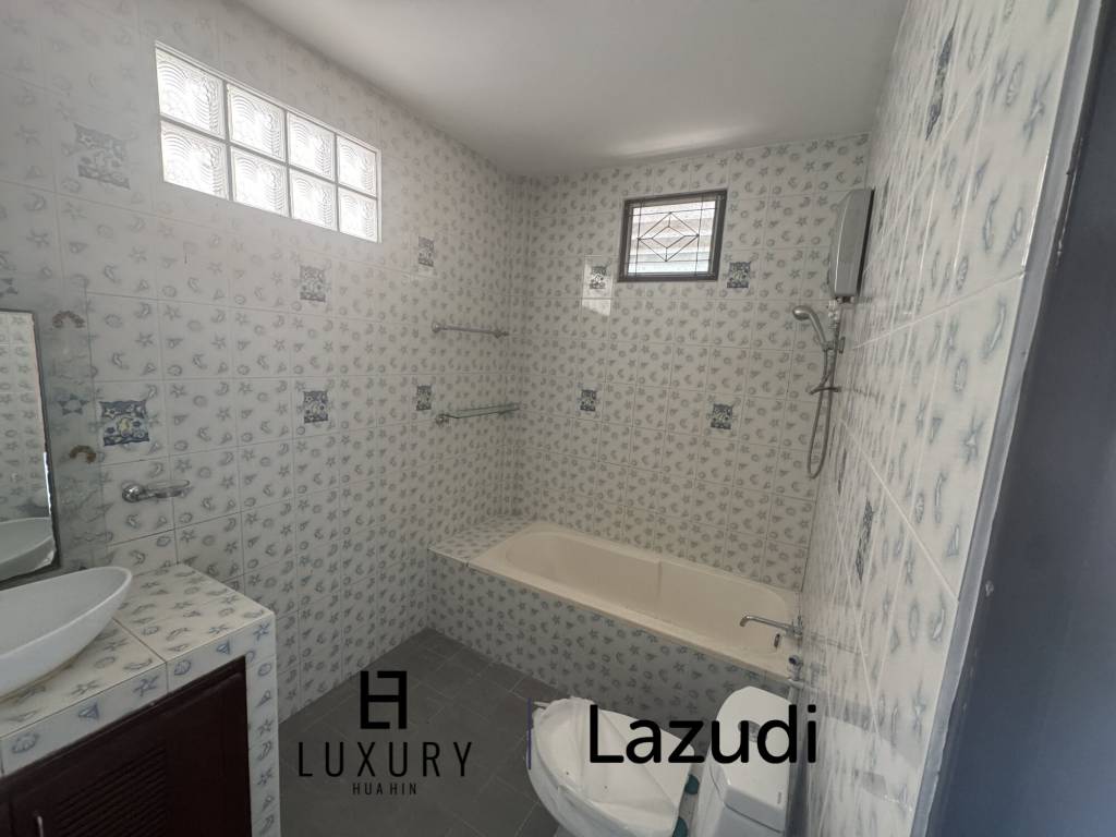 384 平方米 3 床 房子 对于 销售