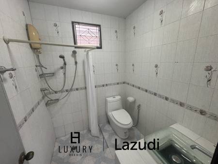 384 平方米 3 床 房子 对于 销售