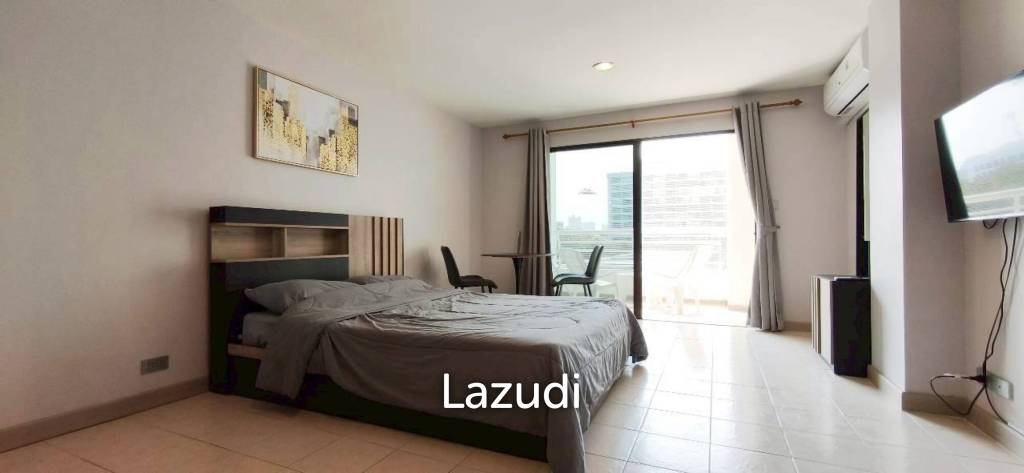 Studio 1 Bathroom 42 SQ.M. Pattaya Hill Resort