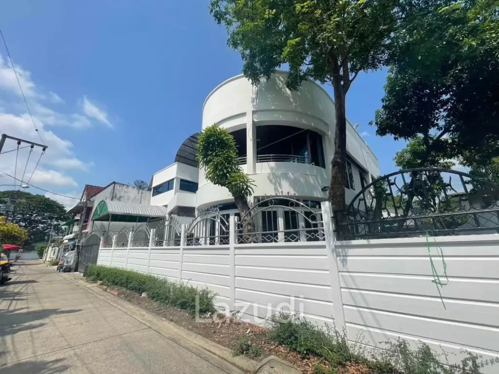 5 Bed Detached House For Sale 112 SQ.Wah