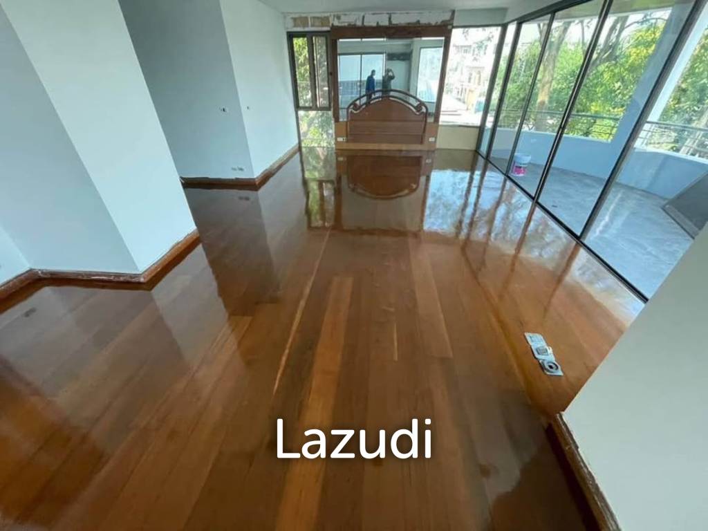 5 Bed Detached House For Sale 112 SQ.Wah