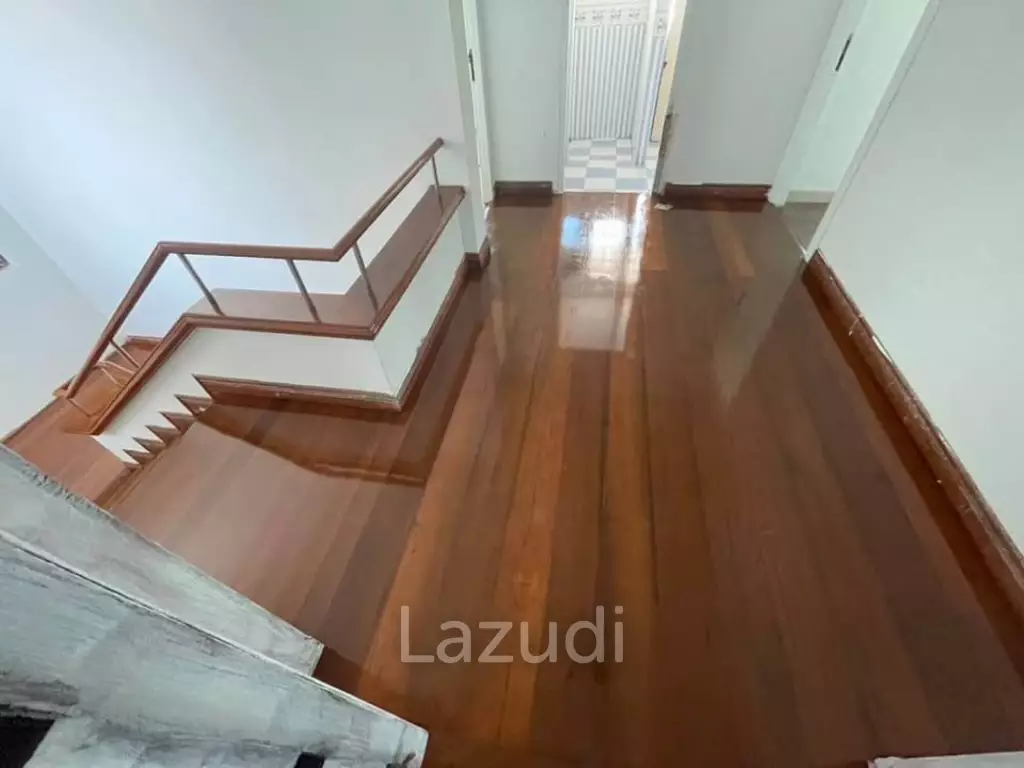 5 Bed Detached House For Sale 112 SQ.Wah