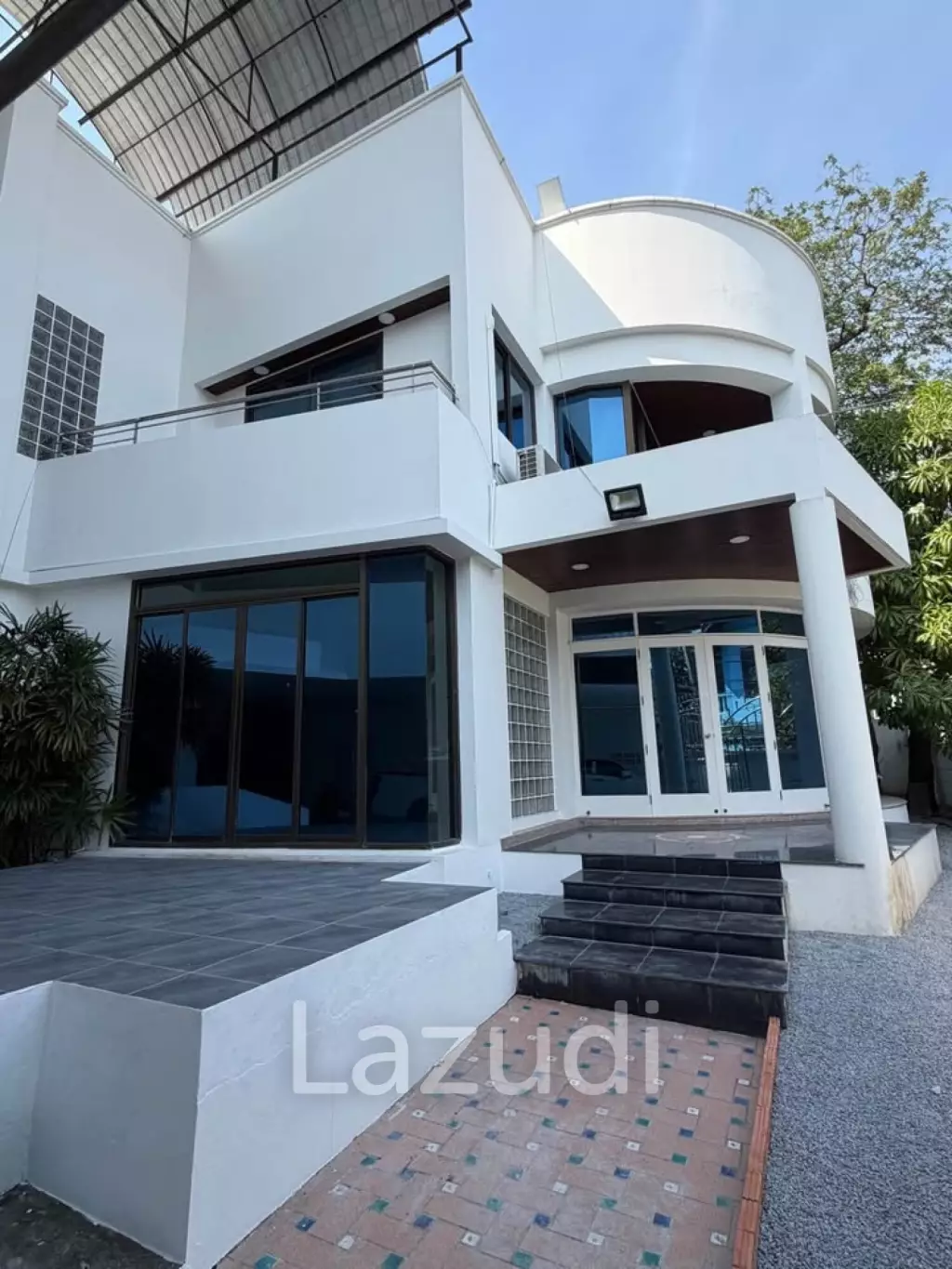5 Bed Detached House For Sale 112 SQ.Wah