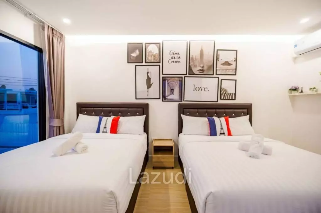 350 sqm 4 Bedroom Pool Villa for Sale in Hua Hin