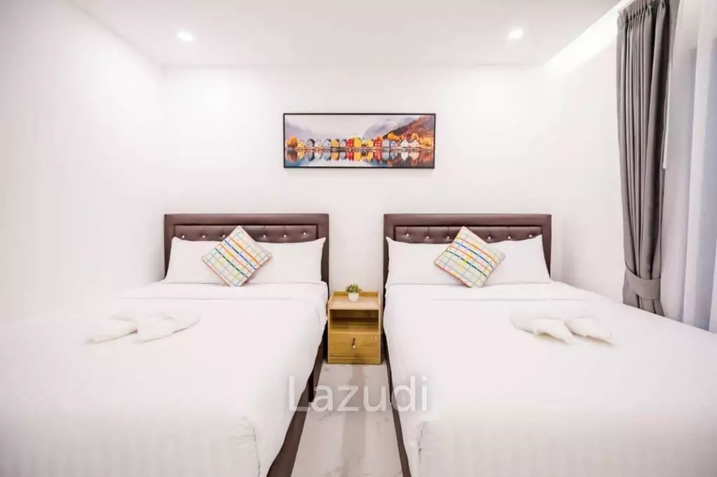 350 sqm 4 Bedroom Pool Villa for Sale in Hua Hin