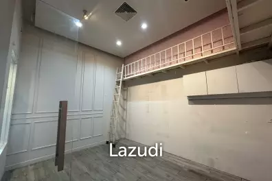 15 sqm loft-style retail unit in Lumphini Pathum Wan Bangkok