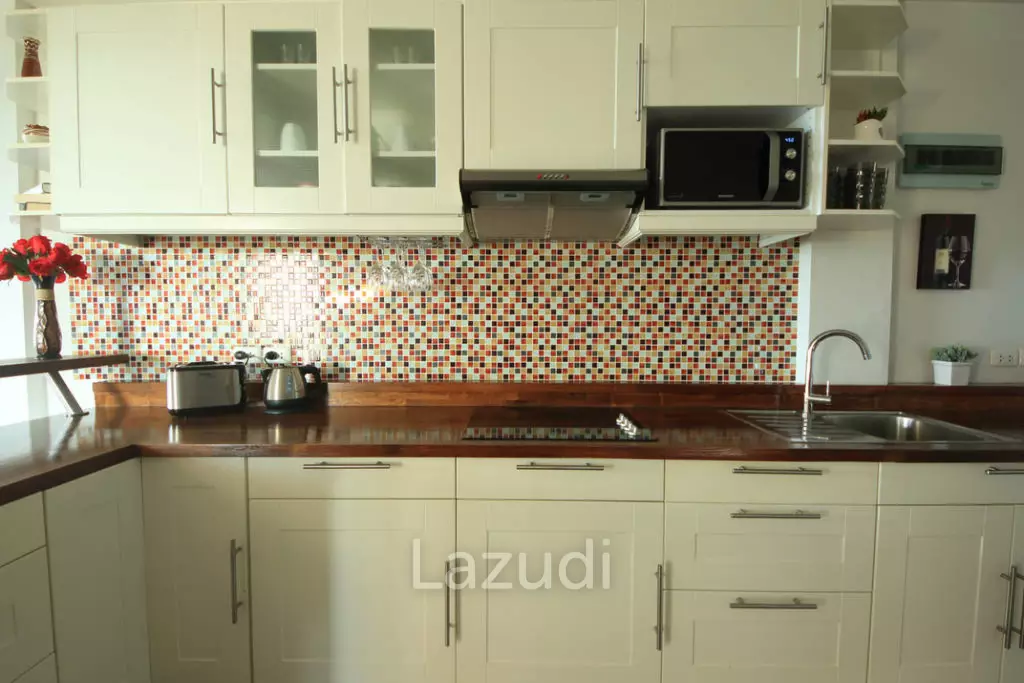 [Foreign Freehold] Sea View 2-Bed Condo in Plai Laem