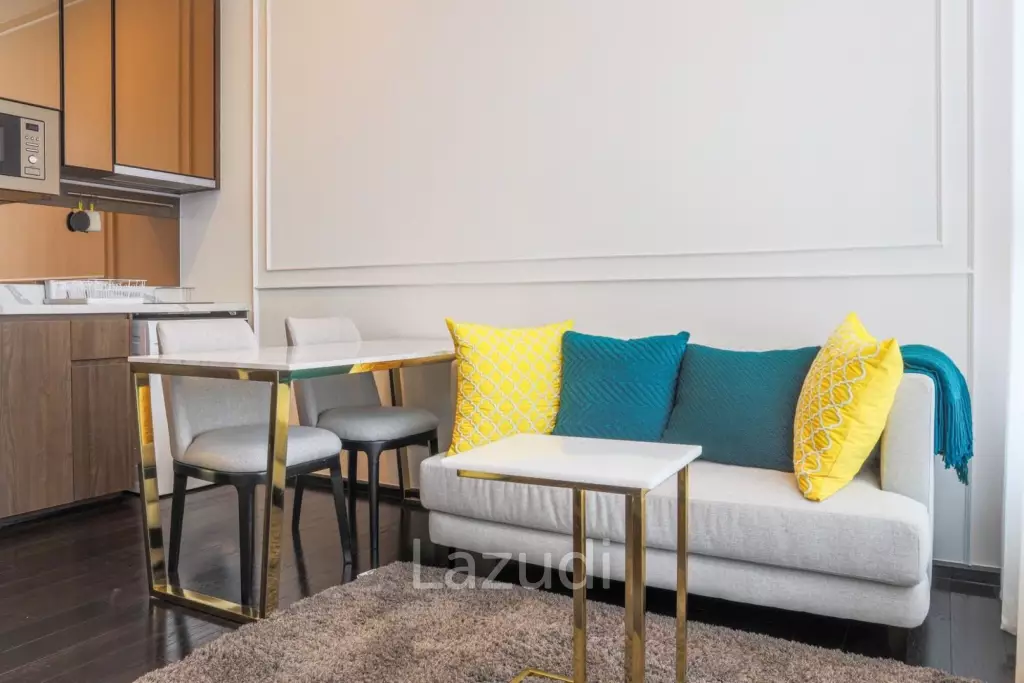 36 sqm 1 Bedroom Condo on 30th Floor at Park Origin Thonglor, Wattana Bangkok