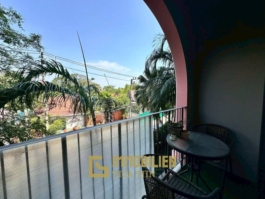 Studio-Eigentumswohnung / voll möbliert / Balkon