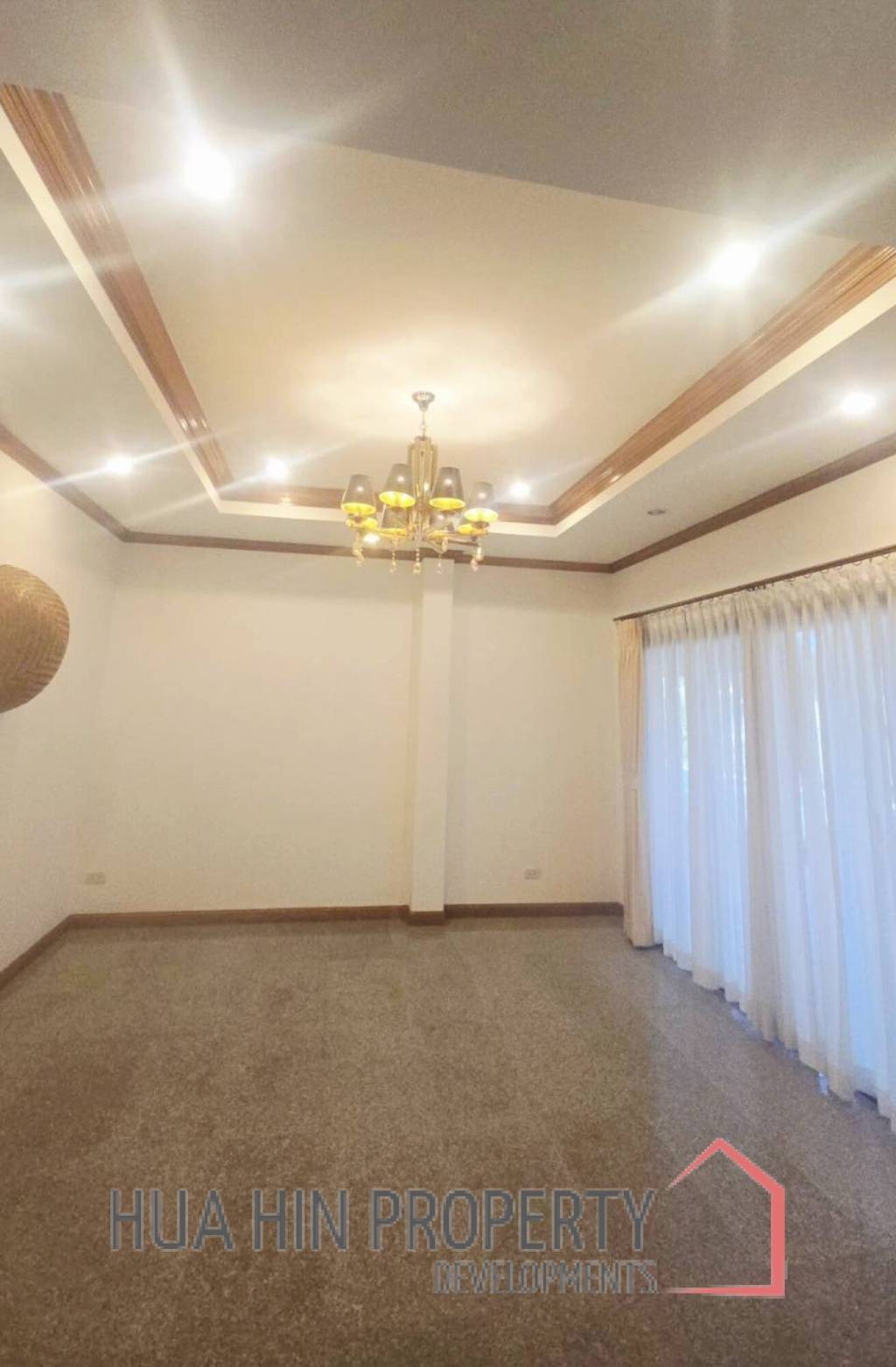 A beautiful , spacious home in Samor Phrong