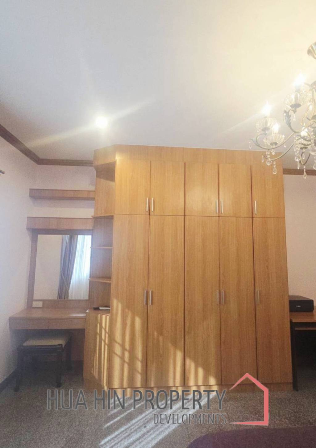 A beautiful , spacious home in Samor Phrong