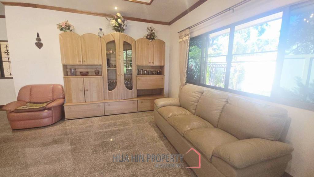 A beautiful , spacious home in Samor Phrong