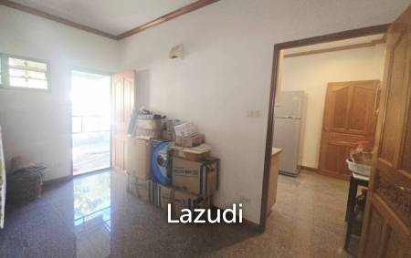 A beautiful , spacious home in Samor Phrong