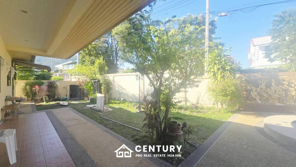 A beautiful , spacious home in Samor Phrong