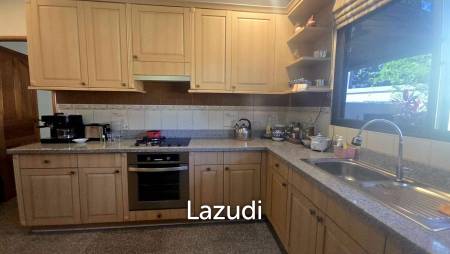 A beautiful , spacious home in Samor Phrong