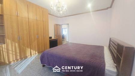 A beautiful , spacious home in Samor Phrong