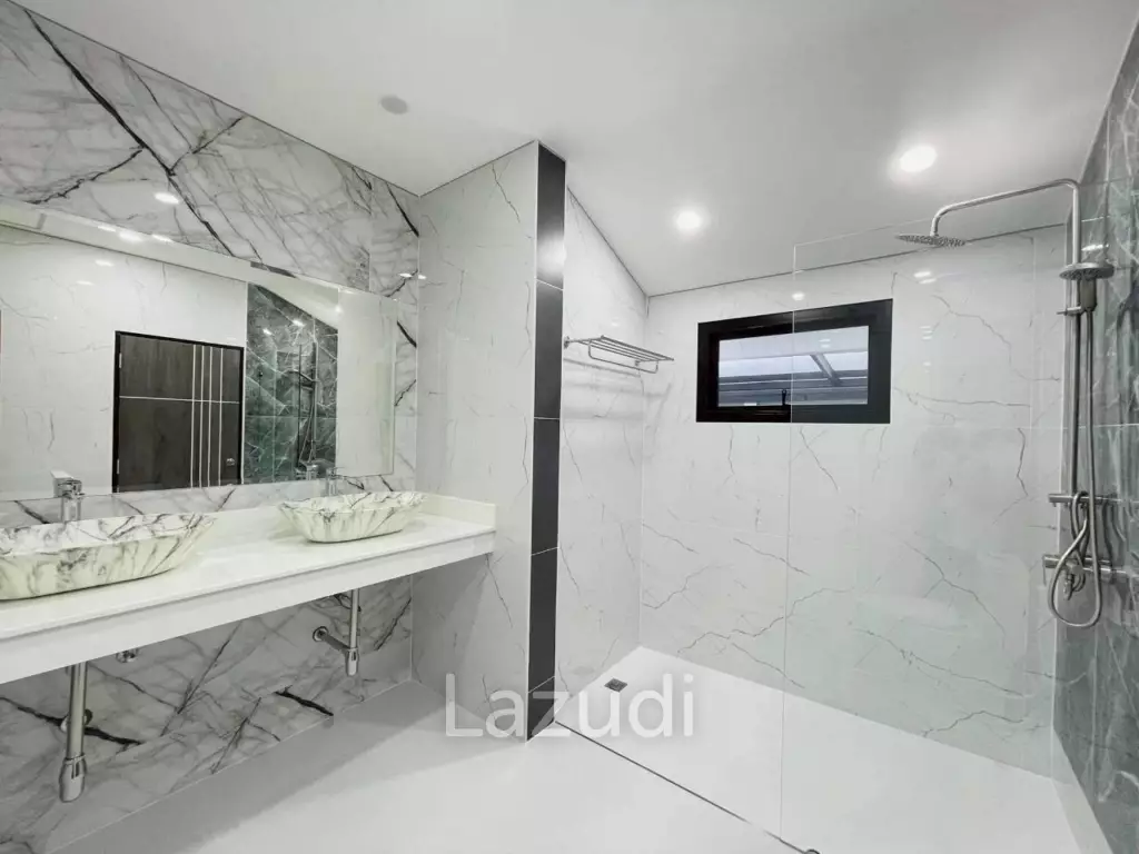 3 Bedroom 3 Bathroom 220 SQ.M. Plenary Park