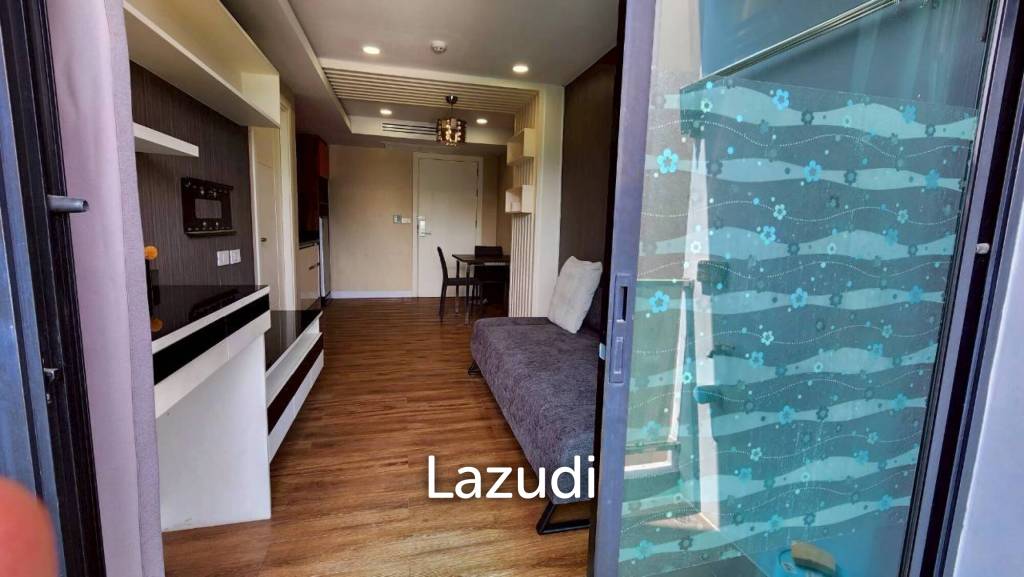 1 Bedroom 1 Bathroom 35 SQ.M. Dusit Grand Park 1