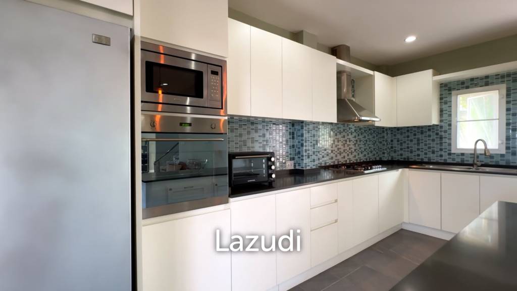 1,228 ตร.ม 5 เตียง 5 อาบน้ำ วิลล่า For ขาย