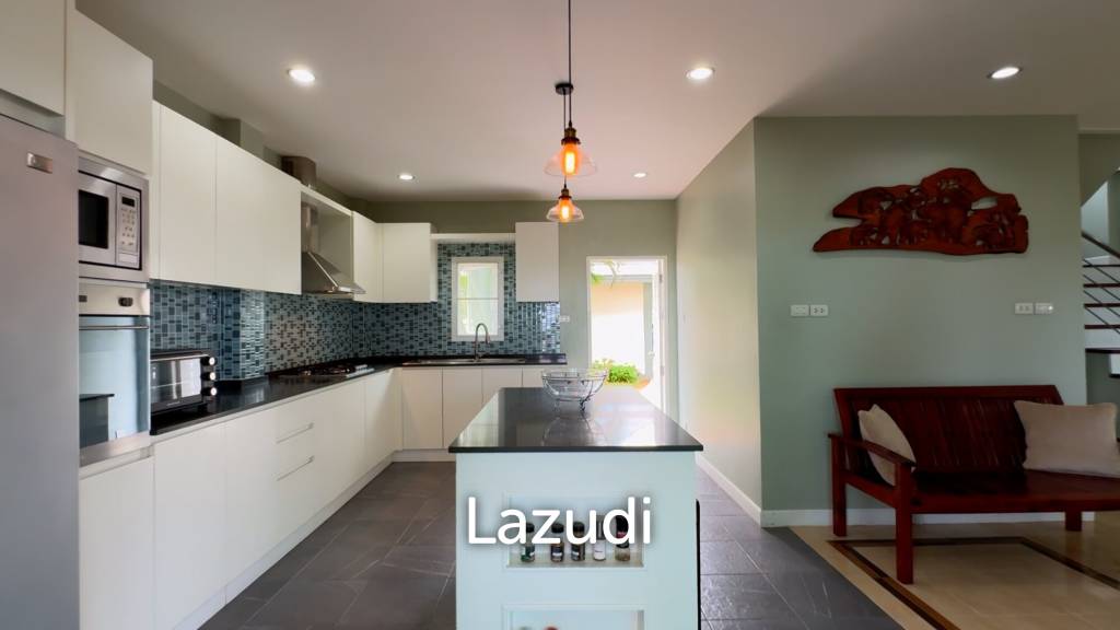 1,228 ตร.ม 5 เตียง 5 อาบน้ำ วิลล่า For ขาย