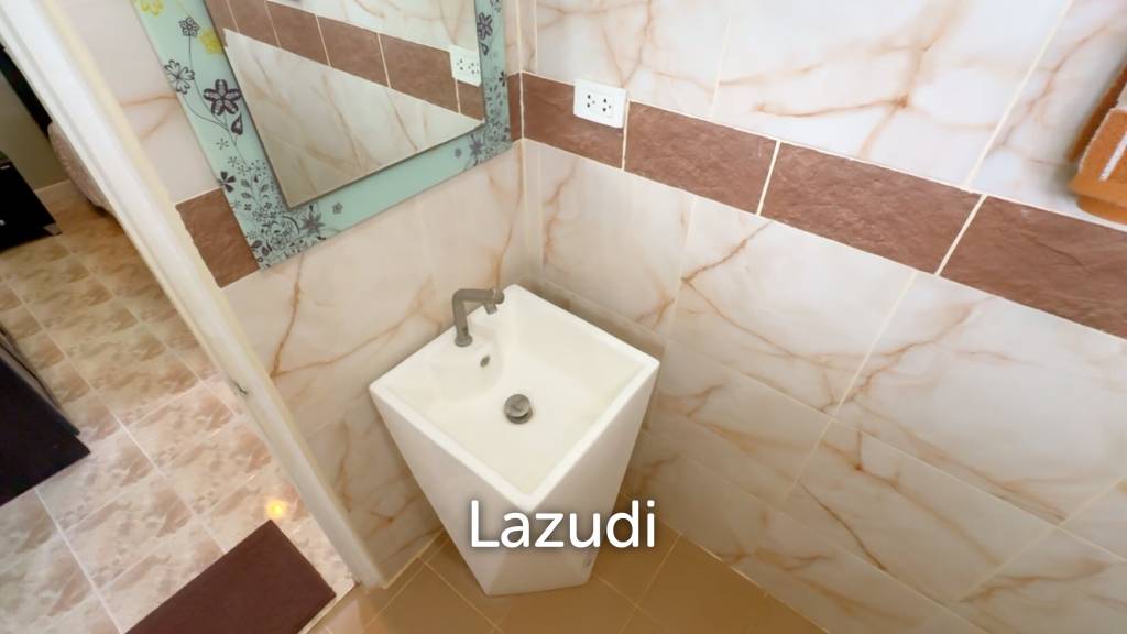 1,228 ตร.ม 5 เตียง 5 อาบน้ำ วิลล่า For ขาย