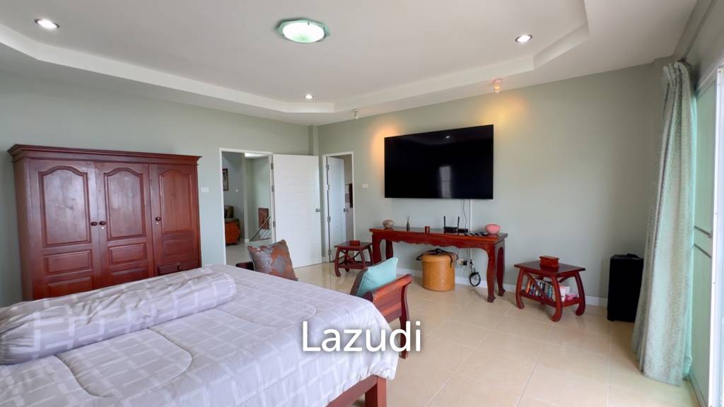 1,228 ตร.ม 5 เตียง 5 อาบน้ำ วิลล่า For ขาย