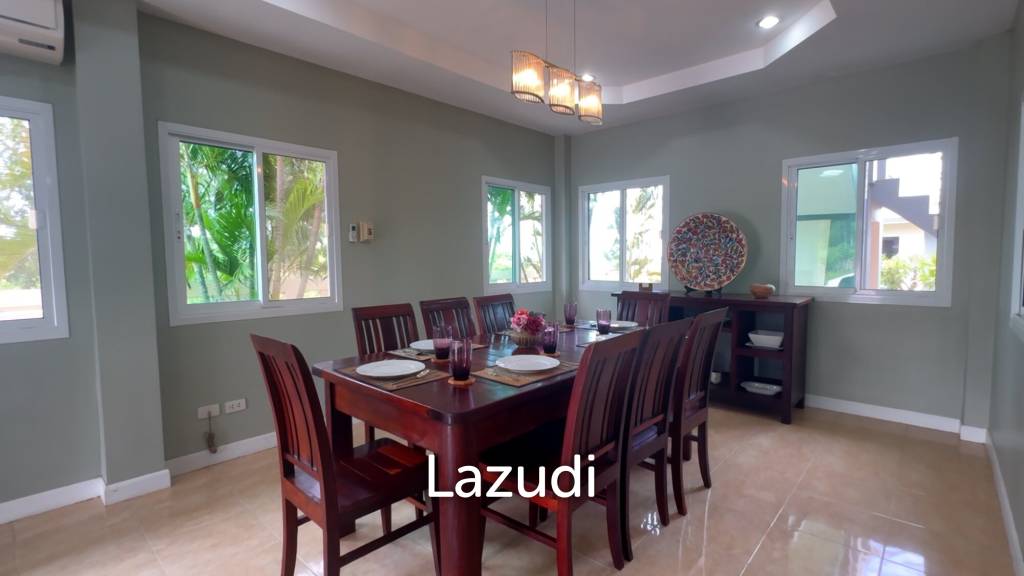 1,228 ตร.ม 5 เตียง 5 อาบน้ำ วิลล่า For ขาย