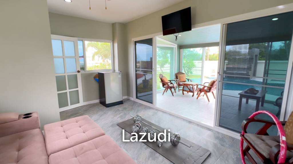 1,228 ตร.ม 5 เตียง 5 อาบน้ำ วิลล่า For ขาย