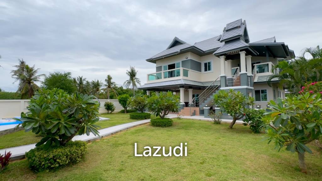 1,228 ตร.ม 5 เตียง 5 อาบน้ำ วิลล่า For ขาย