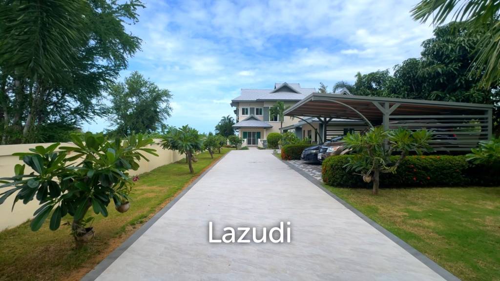 1,228 ตร.ม 5 เตียง 5 อาบน้ำ วิลล่า For ขาย