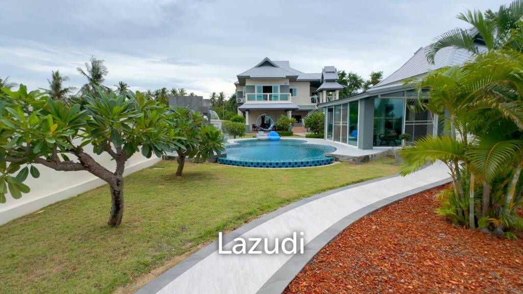 1,228 ตร.ม 5 เตียง 5 อาบน้ำ วิลล่า For ขาย