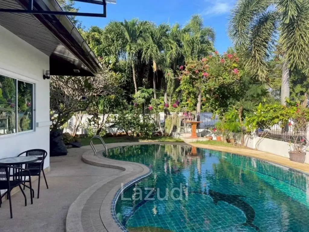 3 Bedroom 4 Bathroom 200 SQ.M. Hill View Villas