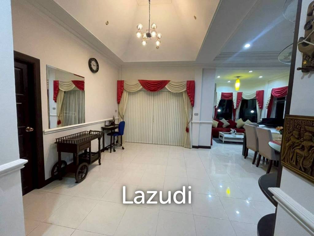 3 Bedroom 4 Bathroom 200 SQ.M. Hill View Villas