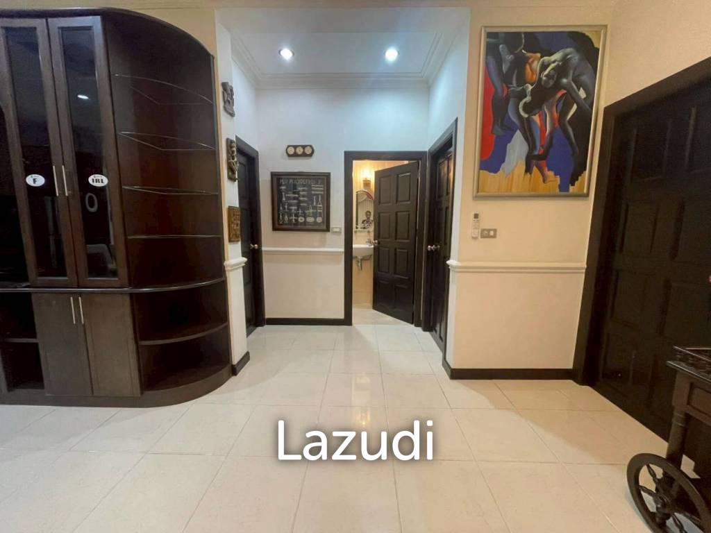 3 Bedroom 4 Bathroom 200 SQ.M. Hill View Villas