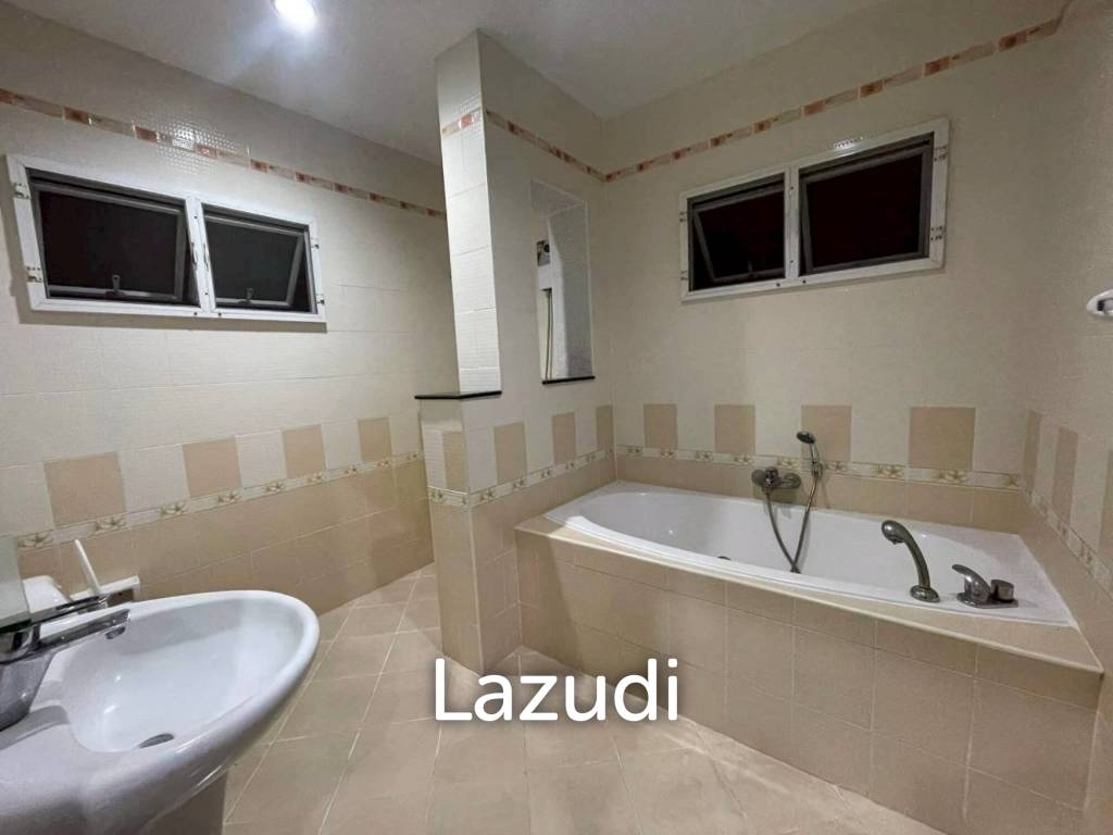 3 Bedroom 4 Bathroom 200 SQ.M. Hill View Villas
