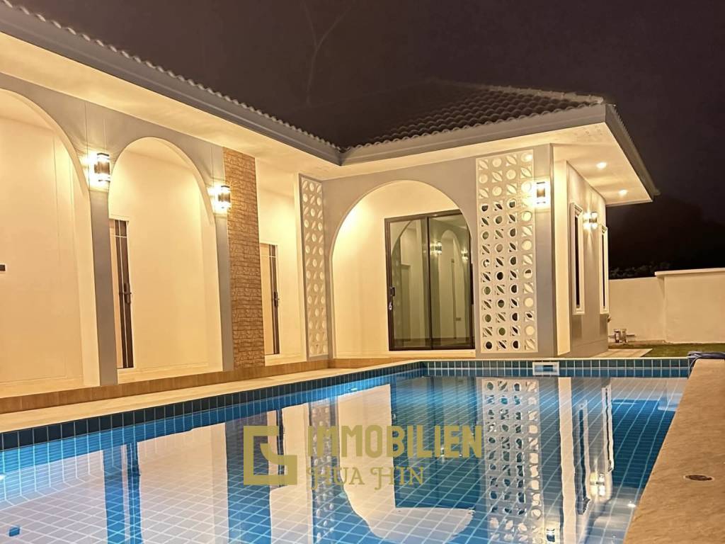 Modern / privater Pool / 3 Schlafzimmer