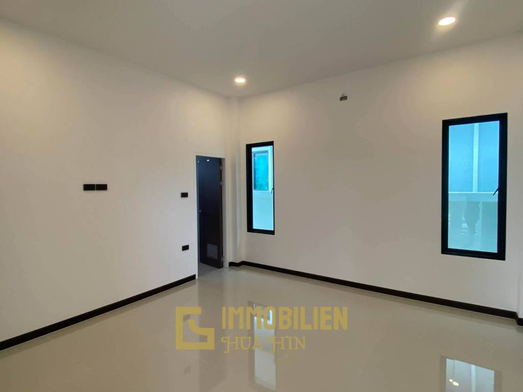 Modern / privater Pool / 3 Schlafzimmer