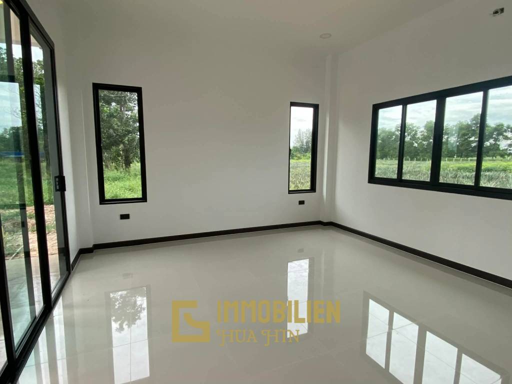 Modern / privater Pool / 3 Schlafzimmer