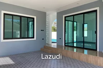 Modern 250 sqm pool villa for sale in Pran Buri