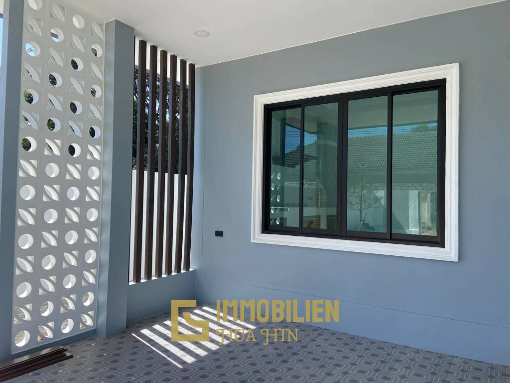 Modern / privater Pool / 3 Schlafzimmer