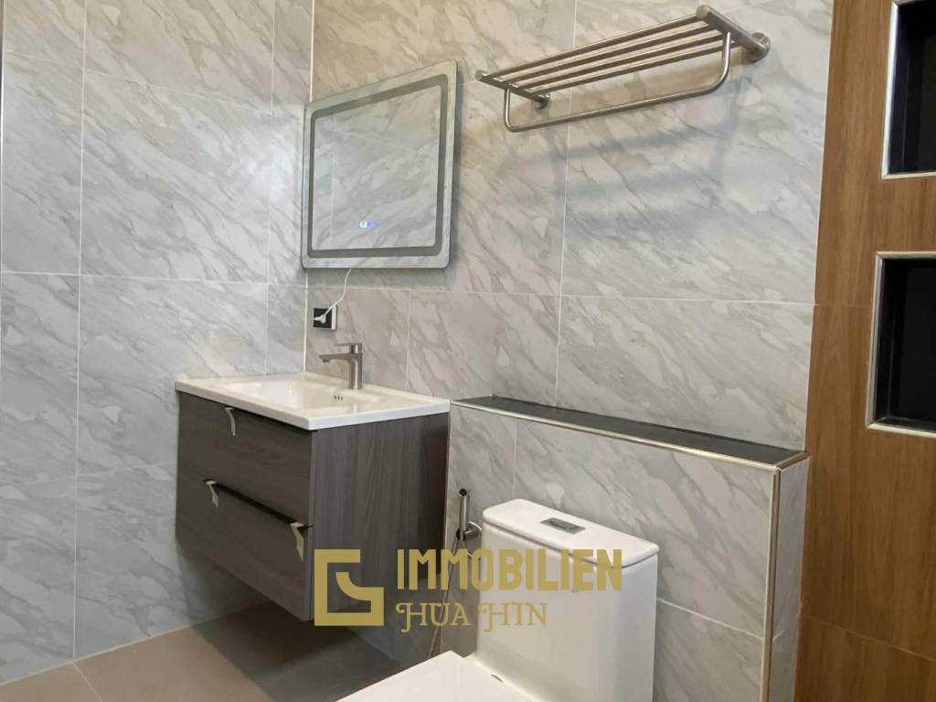 Modern / privater Pool / 3 Schlafzimmer