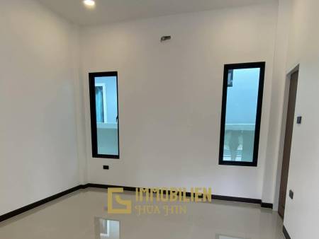 Modern / privater Pool / 3 Schlafzimmer