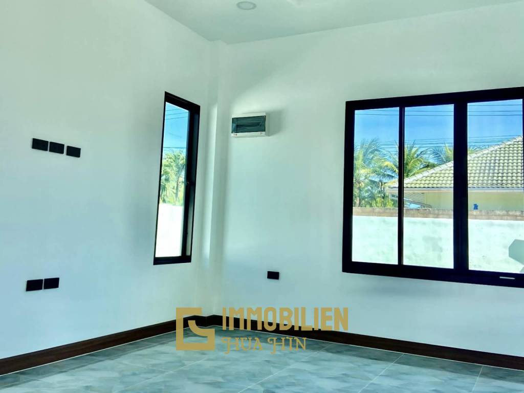 Modern / privater Pool / 3 Schlafzimmer