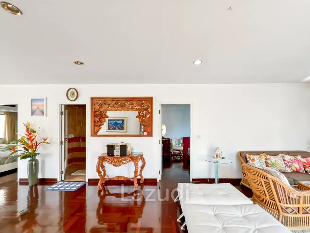 138 sqm 2 Bedroom Beachfront Condo in Cha-Am Laguna Condominium