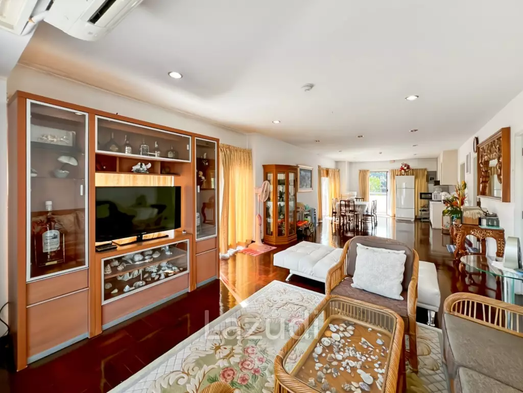 138 sqm 2 Bedroom Beachfront Condo in Cha-Am Laguna Condominium