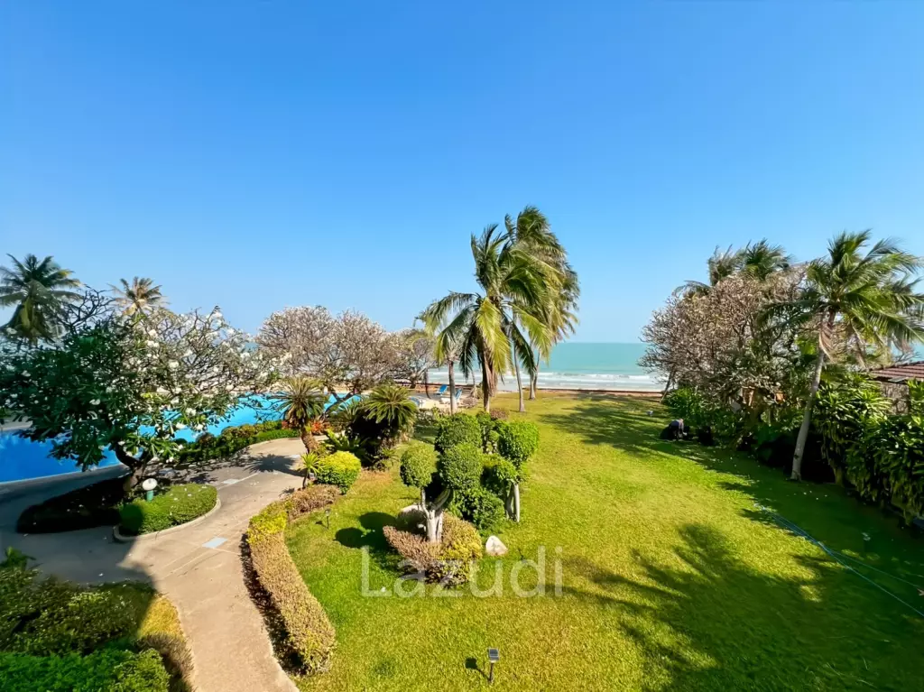 138 sqm 2 Bedroom Beachfront Condo in Cha-Am Laguna Condominium
