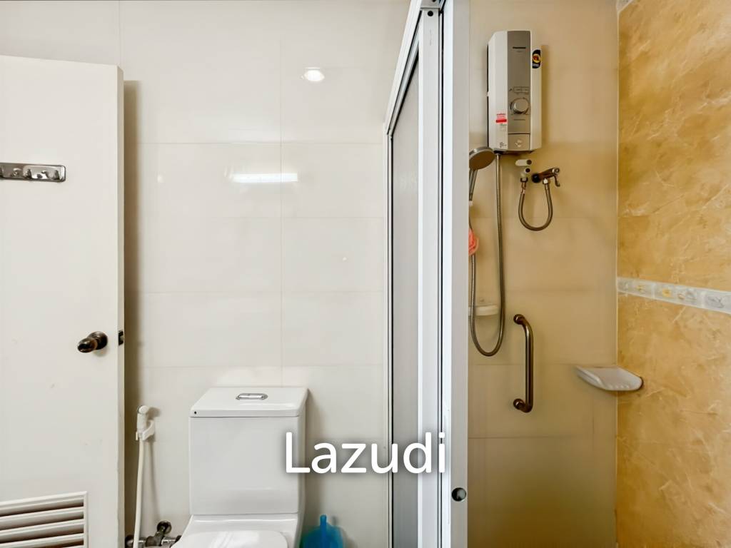 138 sqm 2 Bedroom Beachfront Condo in Cha-Am Laguna Condominium