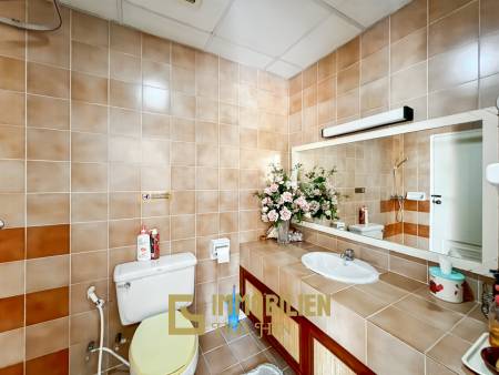 Strandlage / 138 qm Wohnfläche / private Balkone