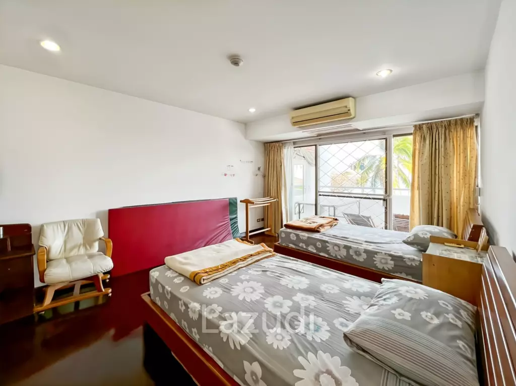 138 sqm 2 Bedroom Beachfront Condo in Cha-Am Laguna Condominium