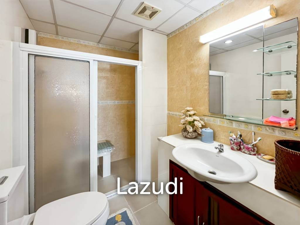 138 sqm 2 Bedroom Beachfront Condo in Cha-Am Laguna Condominium